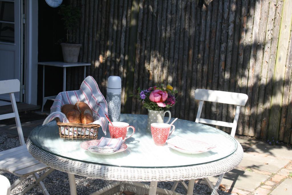Villa Humlebaek B&B Bagian luar foto